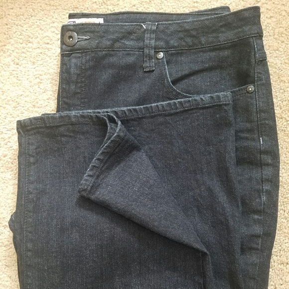Faded Glory Stretch Jeans - Picture 2 of 5